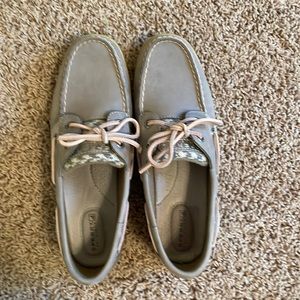 Sperry Top Sider shoes. Size 8 medium.